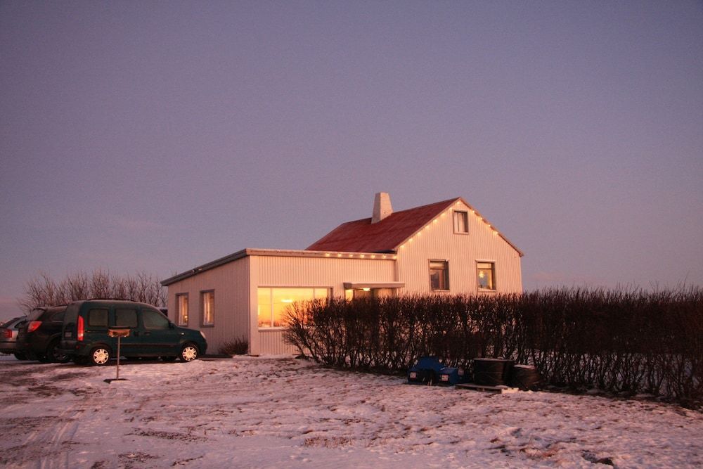 Lækjarkot Rooms and Cottages with Kitchen 2