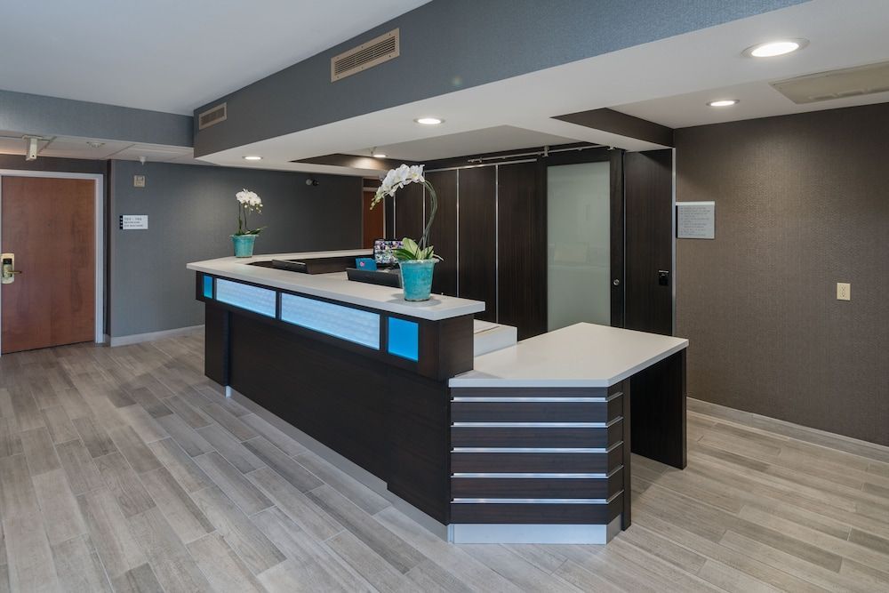 Hotel Aura SFO 2