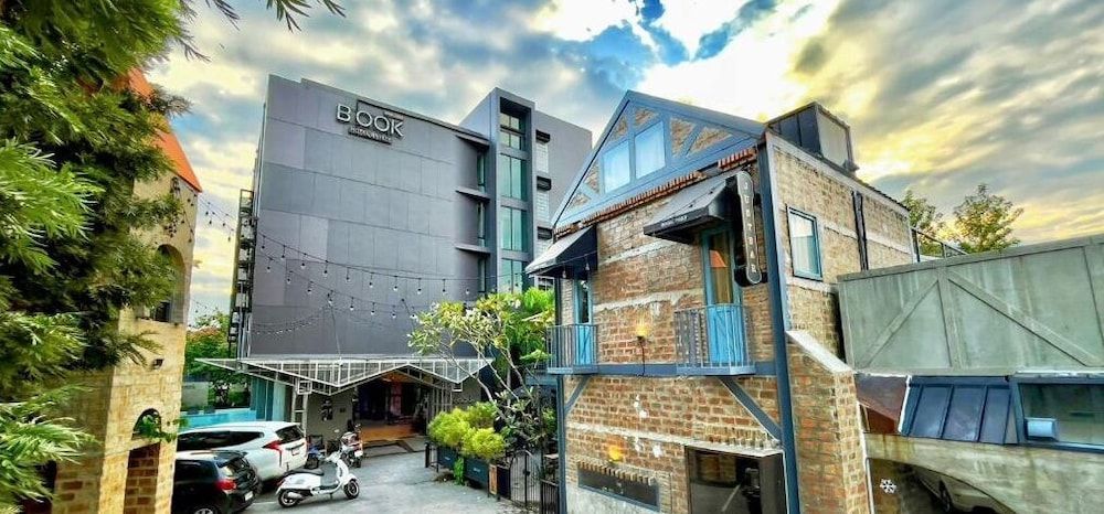 BOOK Design Hotel 1