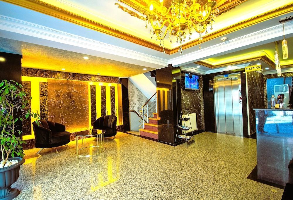 Kaya Royal Hotel Old Town 2