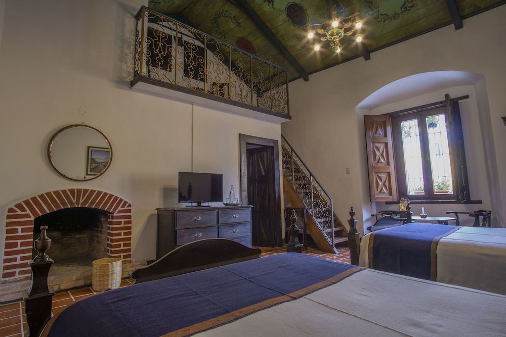 Hotel Posada de Don Rodrigo Antigua 2