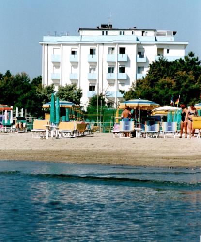 Hotel Mirage 1