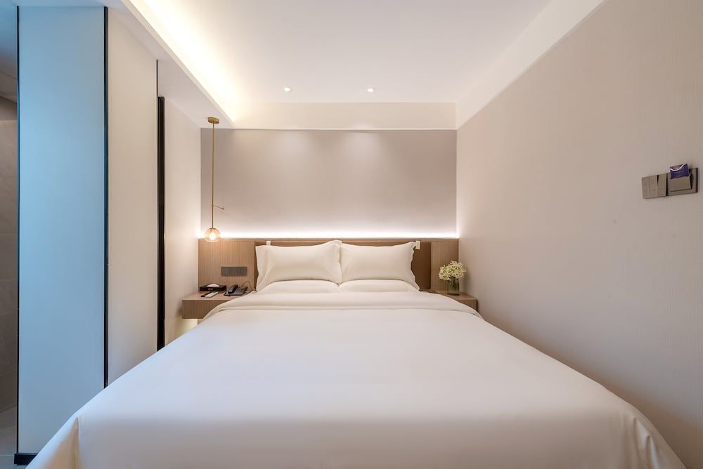 Huanyi Hotel 2