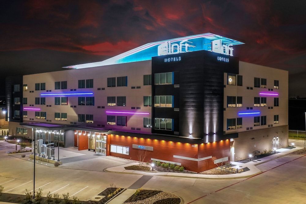 Aloft by Marriott Dallas Arlington South 1