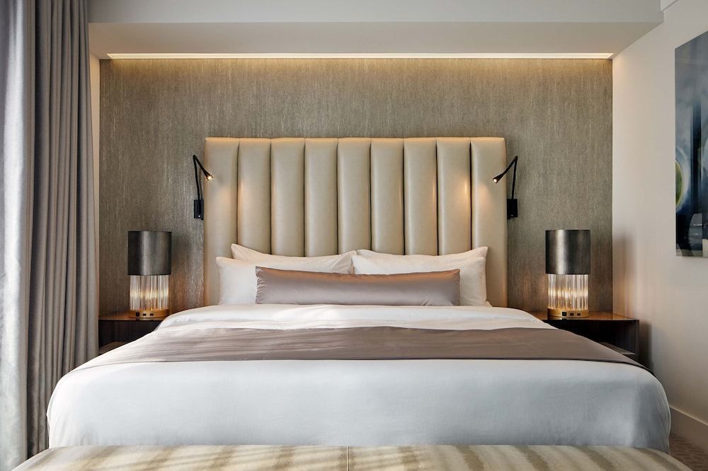 The Kindler Hotel 1