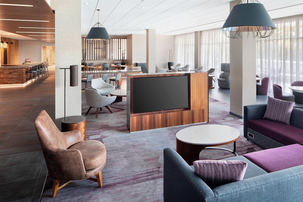 Courtyard by Marriott Albany Troy/Waterfront 2