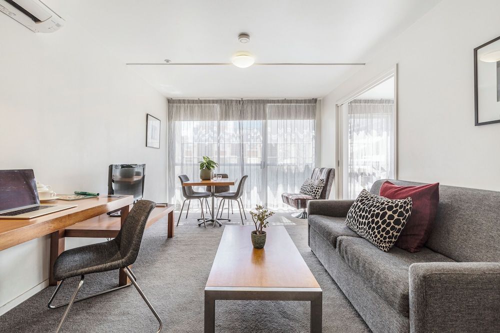 Punthill Apartment Hotel - Little Bourke 1