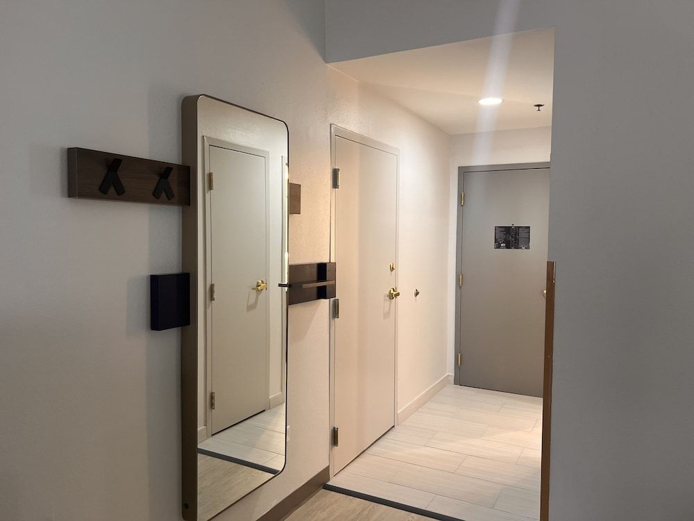Comfort Suites Louisville Airport 2