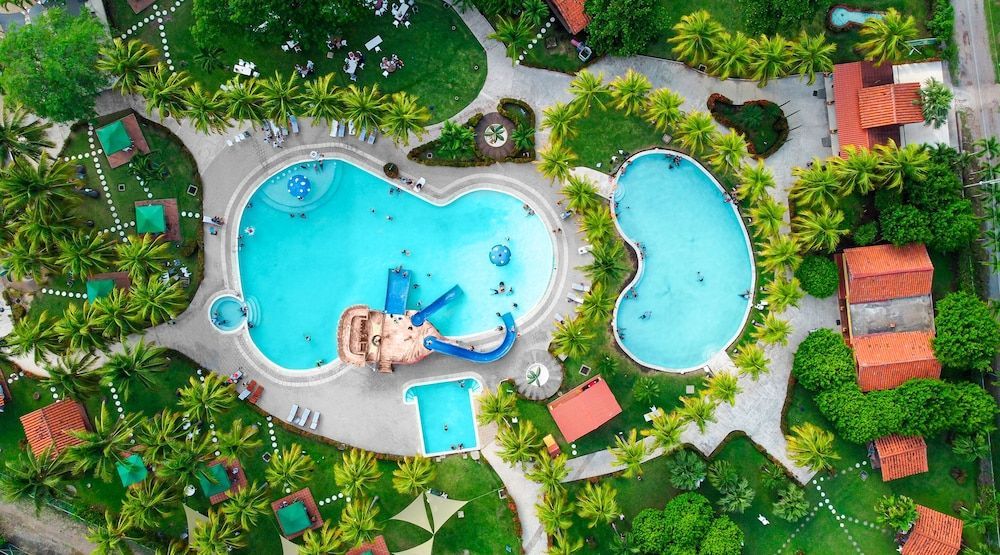 Las Veraneras Villas & Resort 1