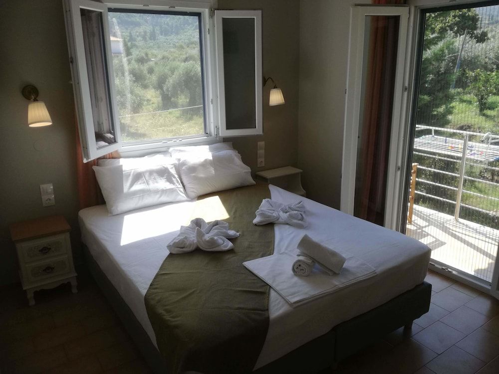 Rastoni Guest House Skopelos 2