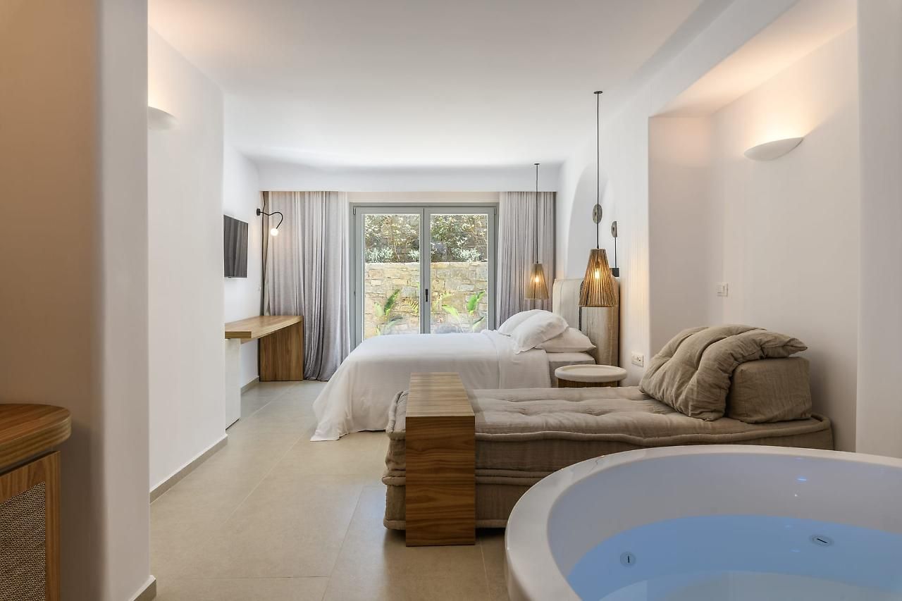 Splendid Mykonos Luxury Villas & Suites 1