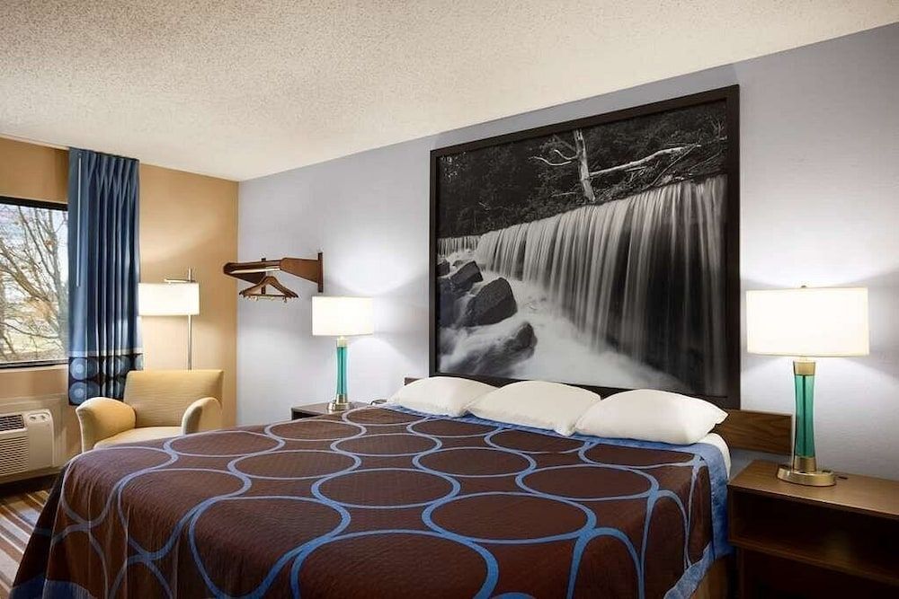 Americas Best Value Inn Pittsburg 1
