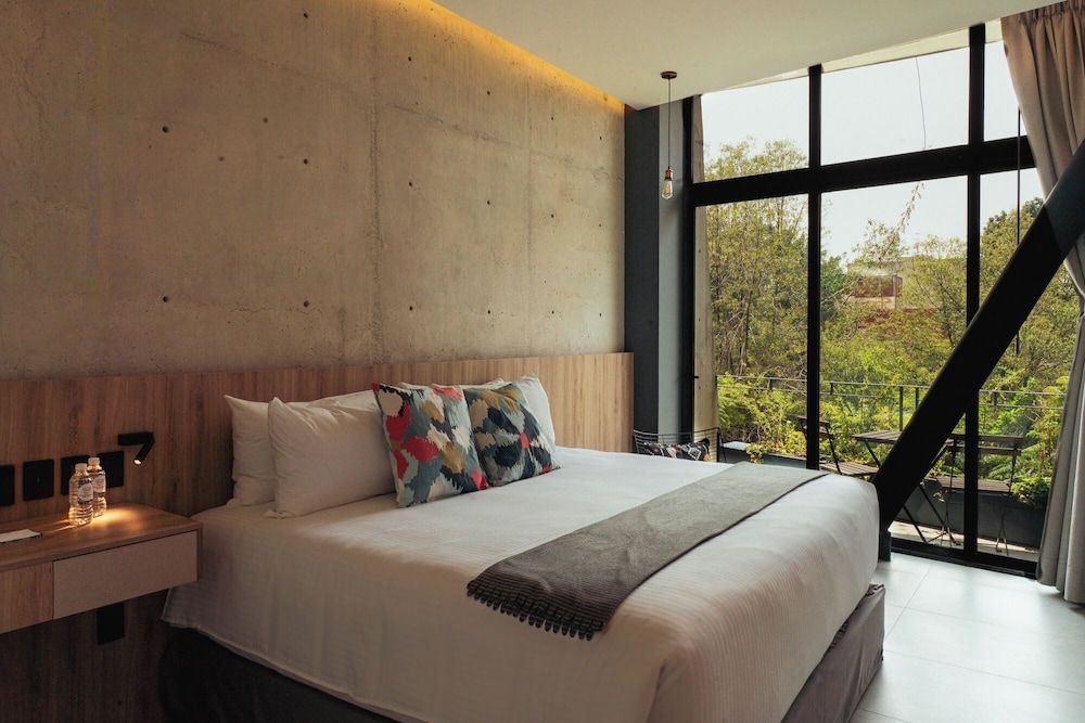 Street Art Hotel Roma 1
