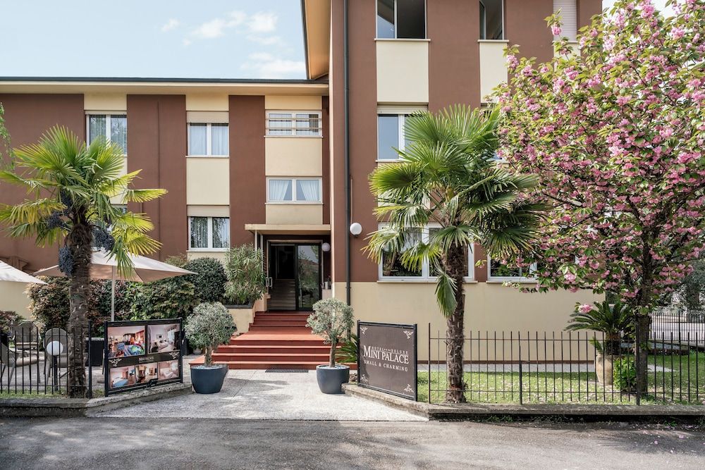 Hotel Mini Palace - Country House 1