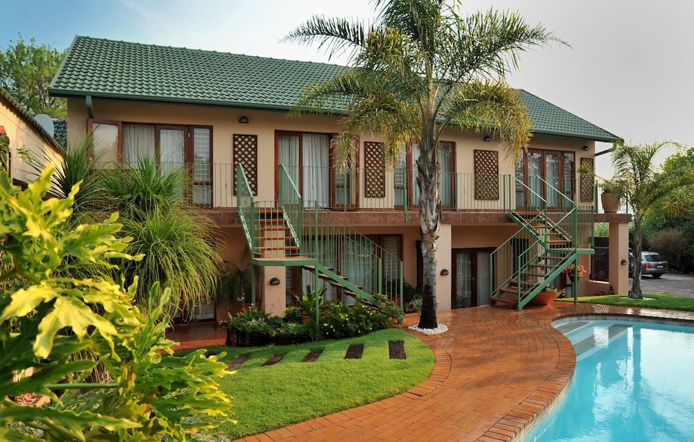 Claires of Sandton Luxury Guest House 1