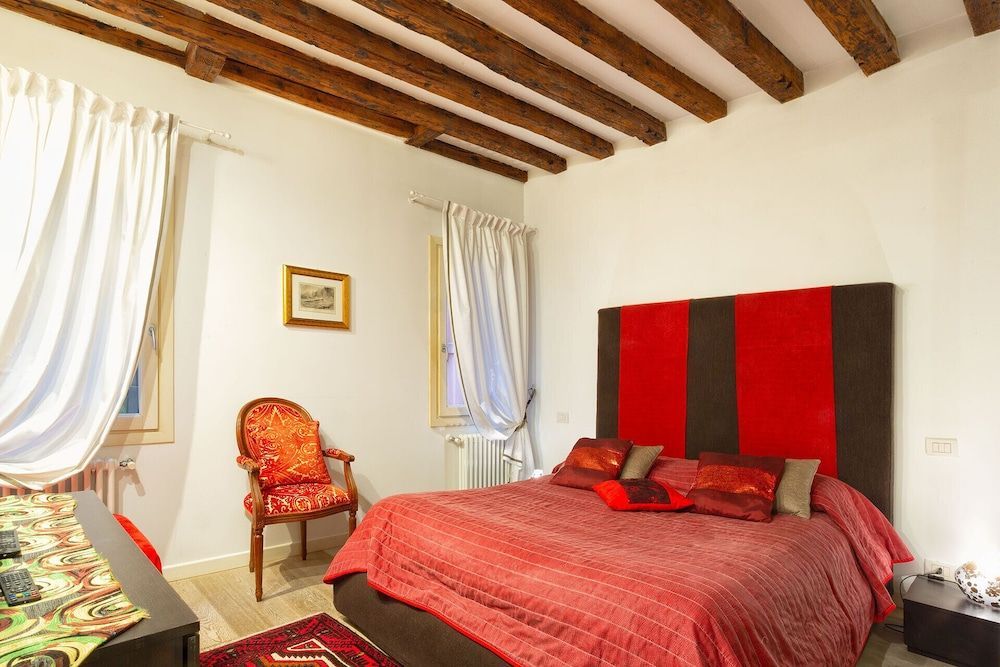 Venice Dream House Figaro 1
