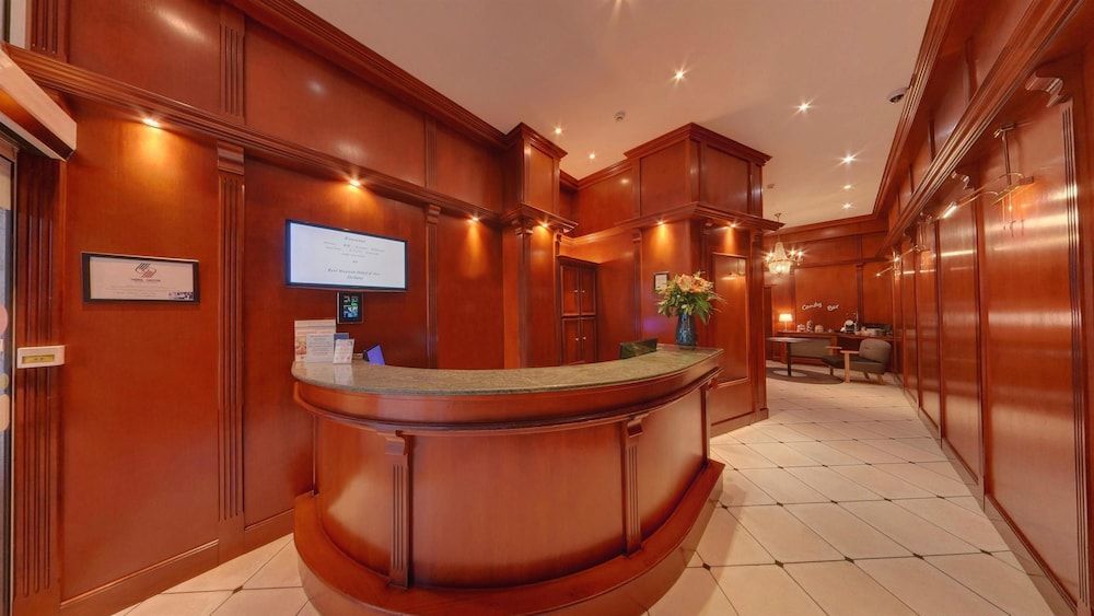 Best Western Hôtel d'Arc 2