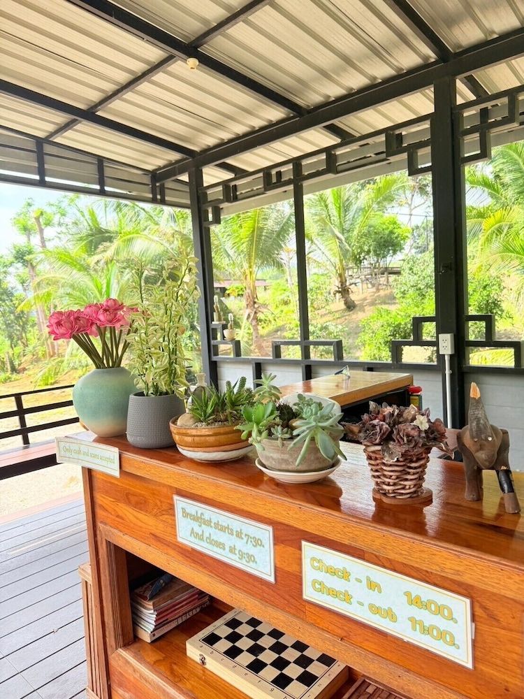 Baan Suan Hill Resort 2