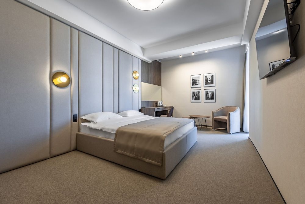Regency Hotel 1