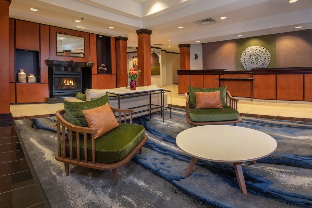 Fairfield Inn and Suites by Marriott Harrisonburg 1
