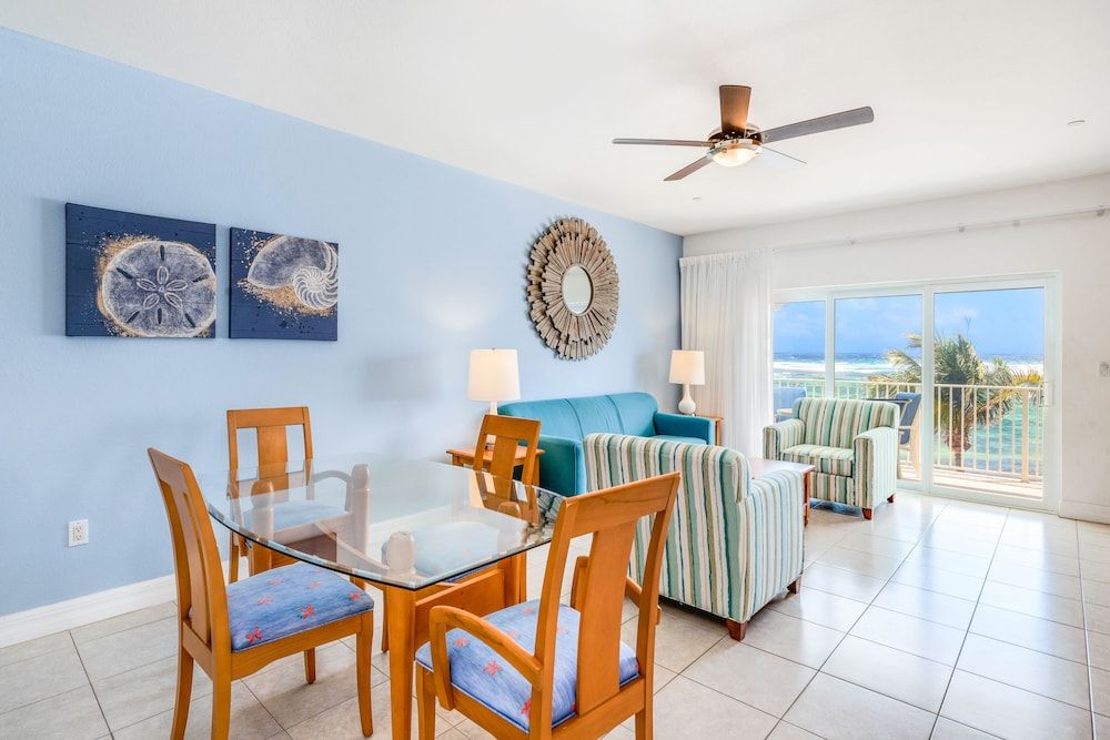 The Reef Beach Resort - All Inclusive - East End, Grand Cayman 2