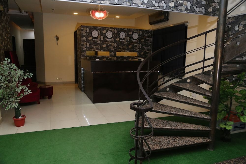 Westin Suites 2