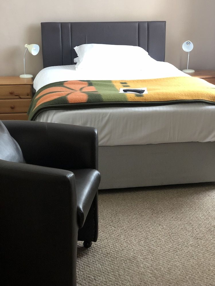 The Hunt Lodge 1