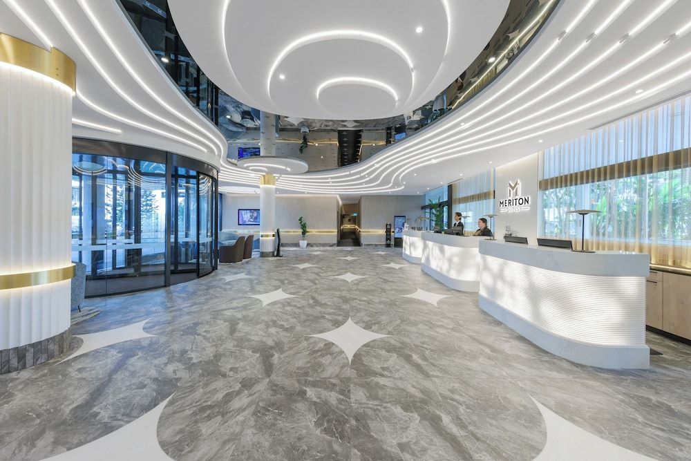 Meriton Suites Broadbeach 2