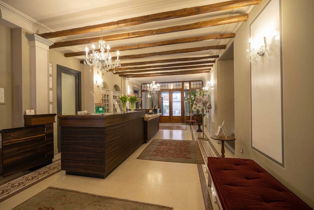 San Luca Palace 2