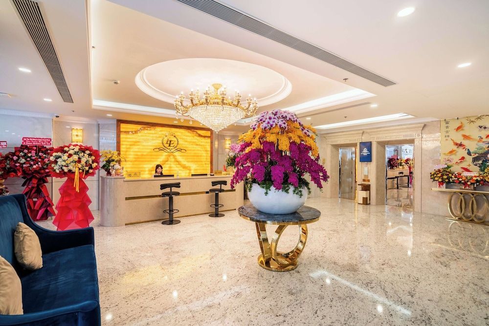 Le Saigon Grand Hotel 2