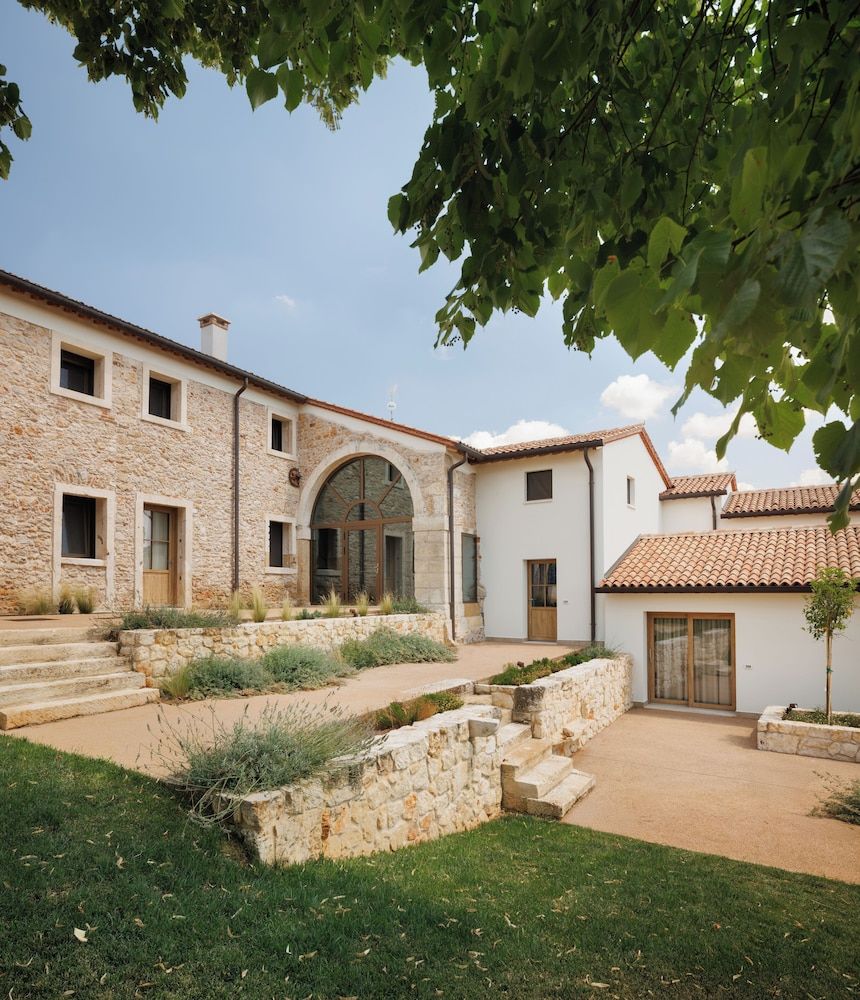 Castel Bricon - Dimora di campagna 1