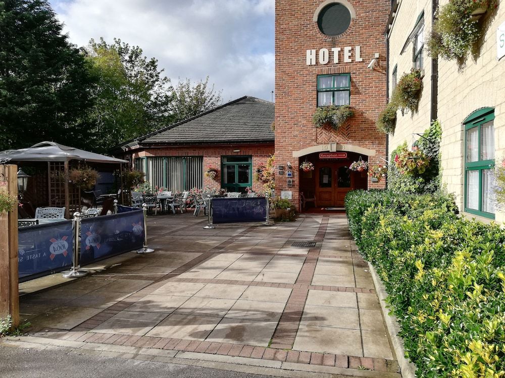 Corn Mill Lodge Hotel 1