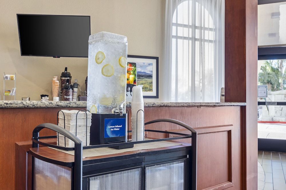 Comfort Inn & Suites Rocklin - Roseville 2