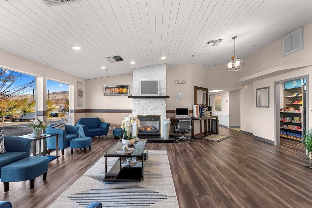 Clarion Pointe Wenatchee 2