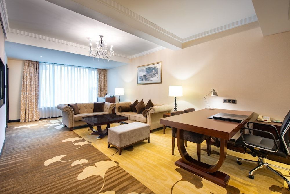 Holiday Inn Chengdu Century City-WestTower by IHG 2