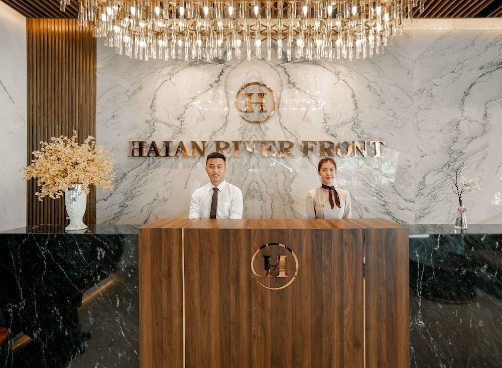 HAIAN Riverfront Hotel Da Nang 2