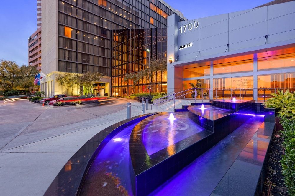 Houston Marriott Uptown by the Galleria 1