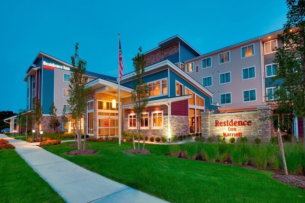 Residence Inn by Marriott Kingston 1