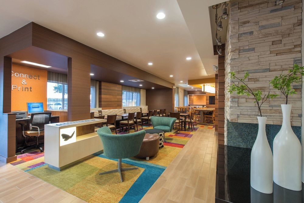 Fairfield Inn & Suites Dallas Lewisville 1