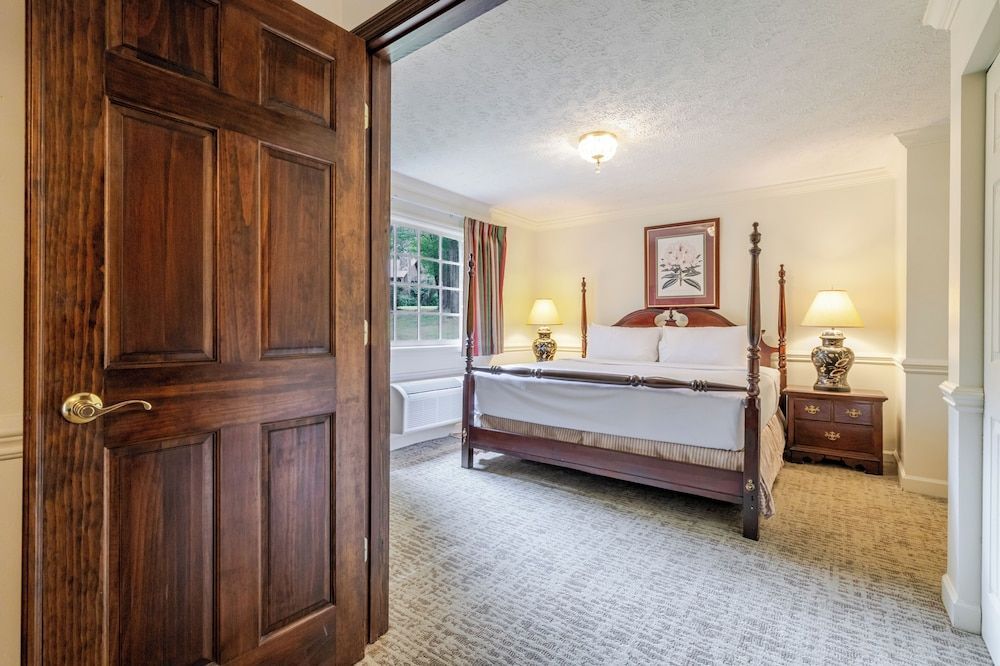 The Dillard House 1