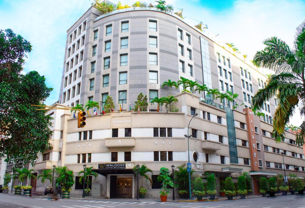 Waldorf Hotel 1