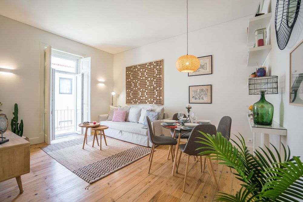 Stylish Apartment near Av. Liberdade 1