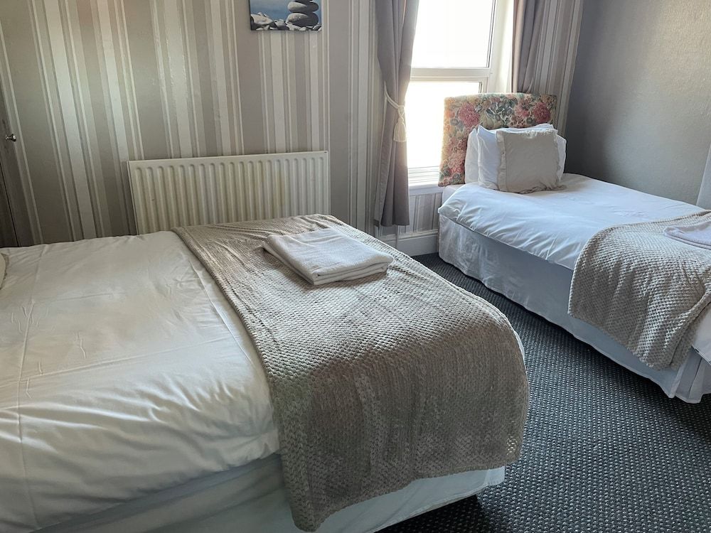 Somerville Hotel 1