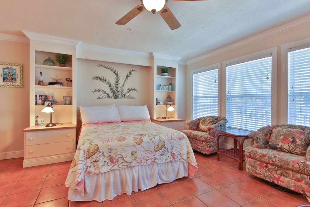 Tortuga Inn Beach Resort Unit #229 2