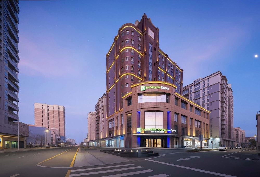 Holiday Inn Express Zhuhai Grand Theater by IHG 1