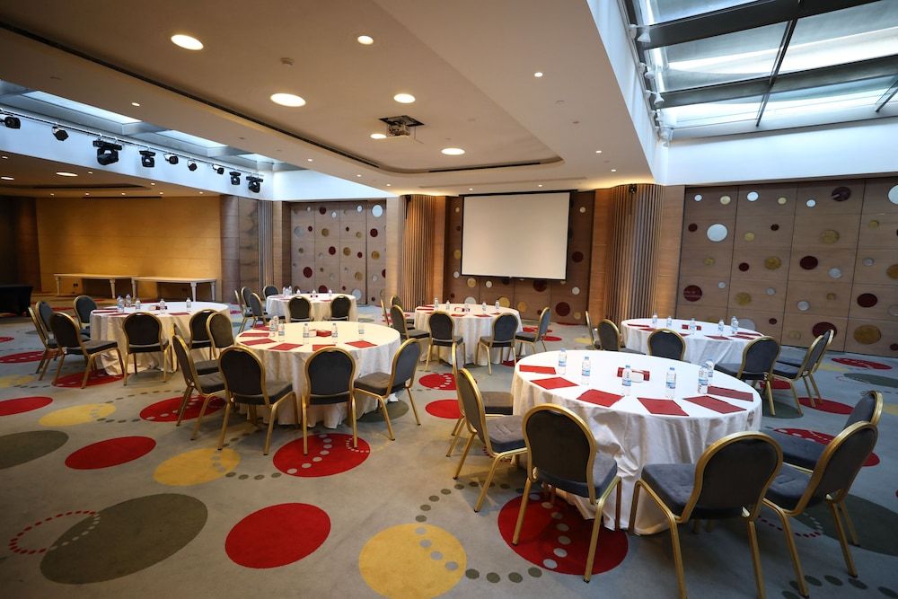 Le Royal Hotel - Beirut 1