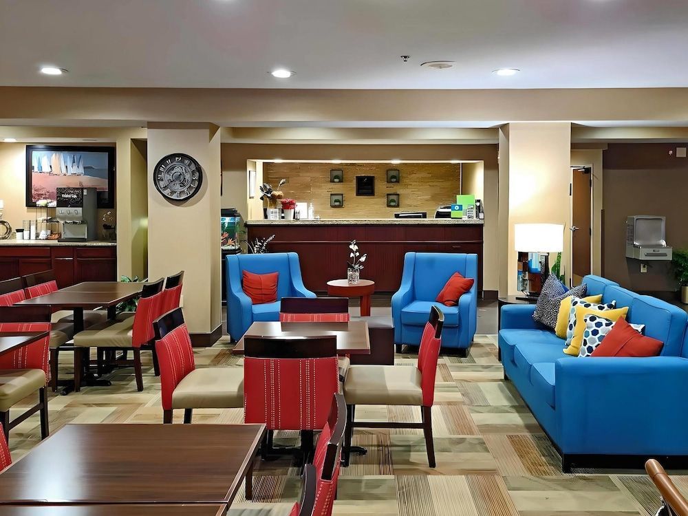 Comfort Inn, Erie - Near Presque Isle 2
