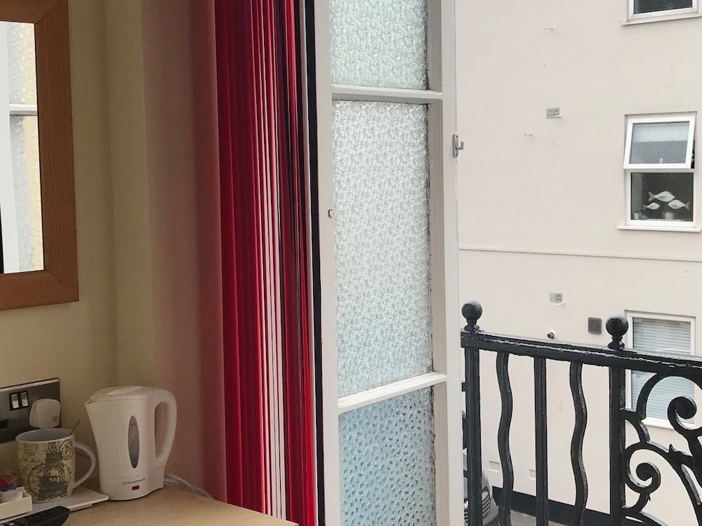 Cassandra Guest House 2