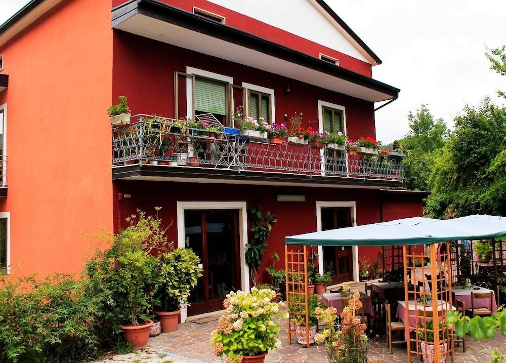 La Casina Rossa 1