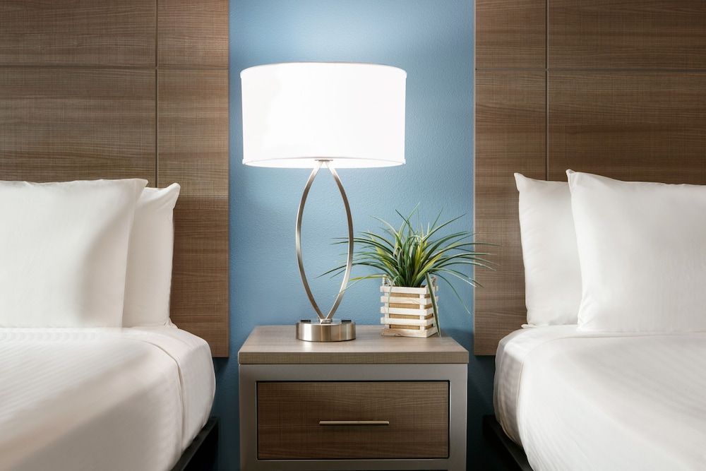 Torch Lite Inn at the Beach Boardwalk 1